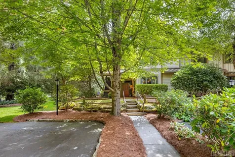 18 Village Walk Highlands NC 28741