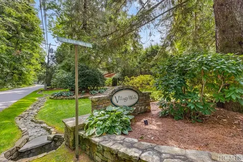 18 Village Walk Highlands NC 28741