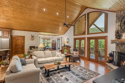 69 Hilltop Road Sapphire NC 28744