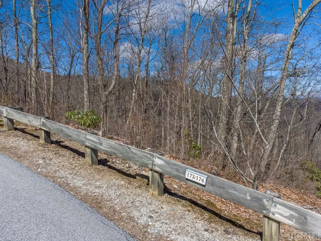 173/174 Pinehurst Court Highlands NC 28741