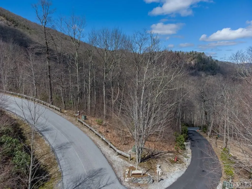 173/174 Pinehurst Court Highlands NC 28741