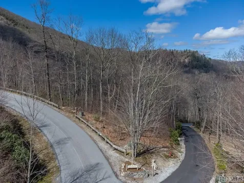 173/174 Pinehurst Court Highlands NC 28741