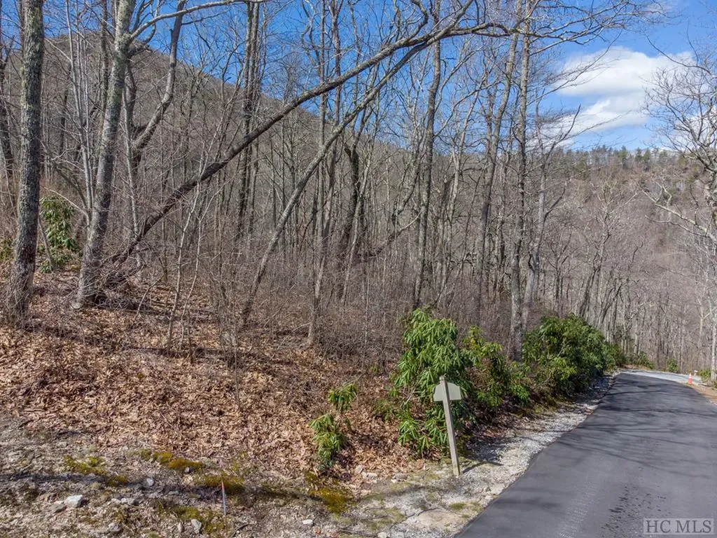 175 Pinehurst Court Highlands NC 28741