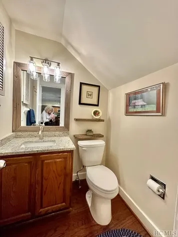 214 Needlepine Lane Sapphire NC 28774