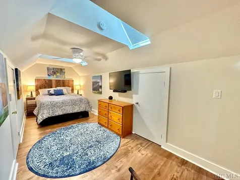 214 Needlepine Lane Sapphire NC 28774