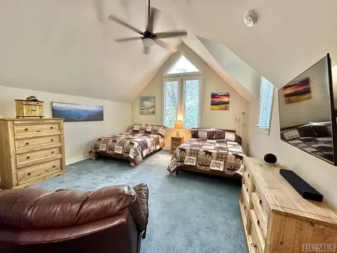 214 Needlepine Lane Sapphire NC 28774