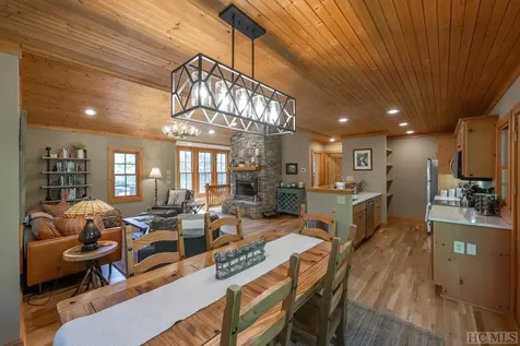 133B Portland Ridge Cashiers NC 28717