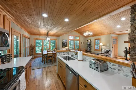 133B Portland Ridge Cashiers NC 28717