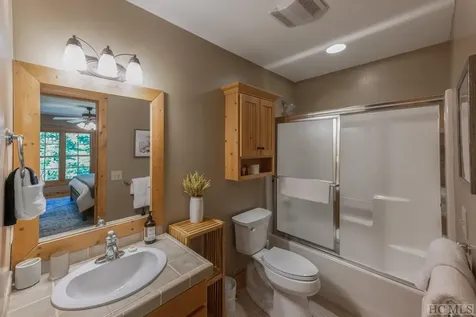 133B Portland Ridge Cashiers NC 28717