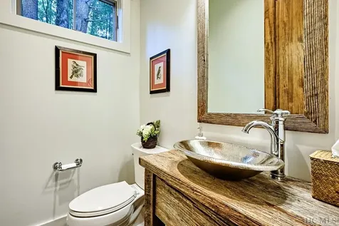62 Old Willow Circle Cashiers NC 28717