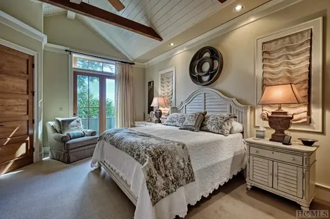 40 Upper Cottage Lane Highlands NC 28741