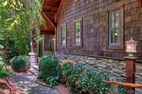 40 Upper Cottage Lane Highlands NC 28741