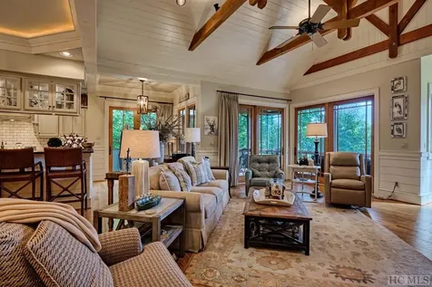 40 Upper Cottage Lane Highlands NC 28741