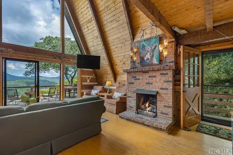 324 North Drive Highlands NC 28741