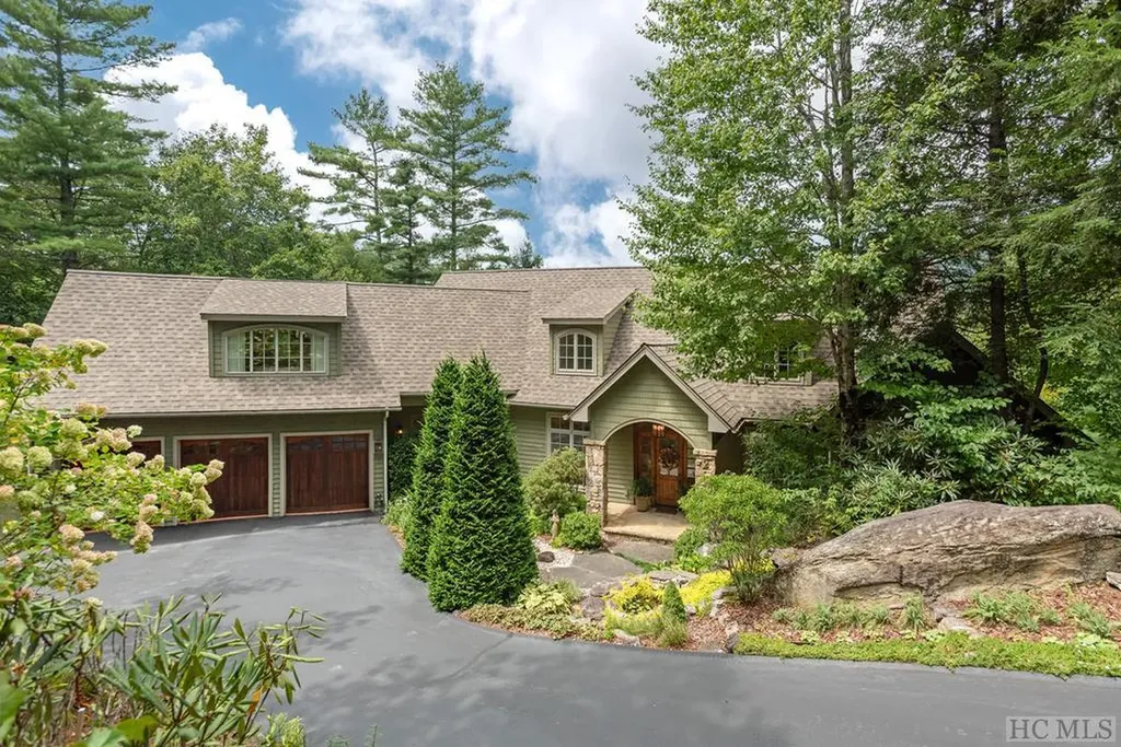 238 Hidden Lane Sapphire NC 28774