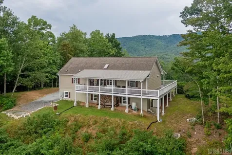 67 Old Tiger Trail Glenville NC 28736