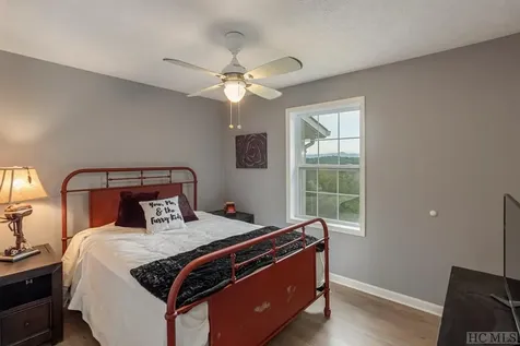 67 Old Tiger Trail Glenville NC 28736