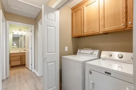 67 Old Tiger Trail Glenville NC 28736