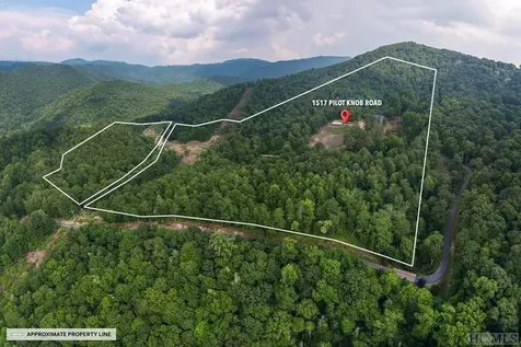 1517 Pilot Knob Road Glenville NC 28736