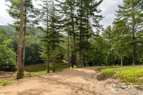 1517 Pilot Knob Road Glenville NC 28736