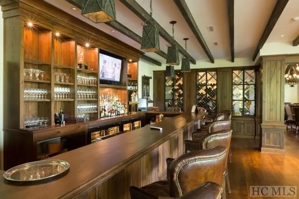 67/68 Double Branch Road Highlands NC 28741