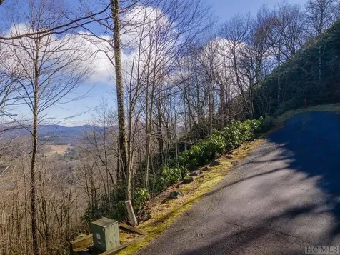 130 Teton Point Highlands NC 28741