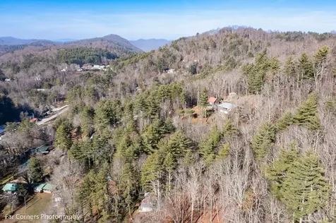 LT1 Sec6 Sage Circle Glenville NC 28736