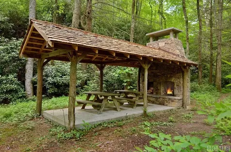 Lot 14 E Ridge Road Cashiers NC 28717