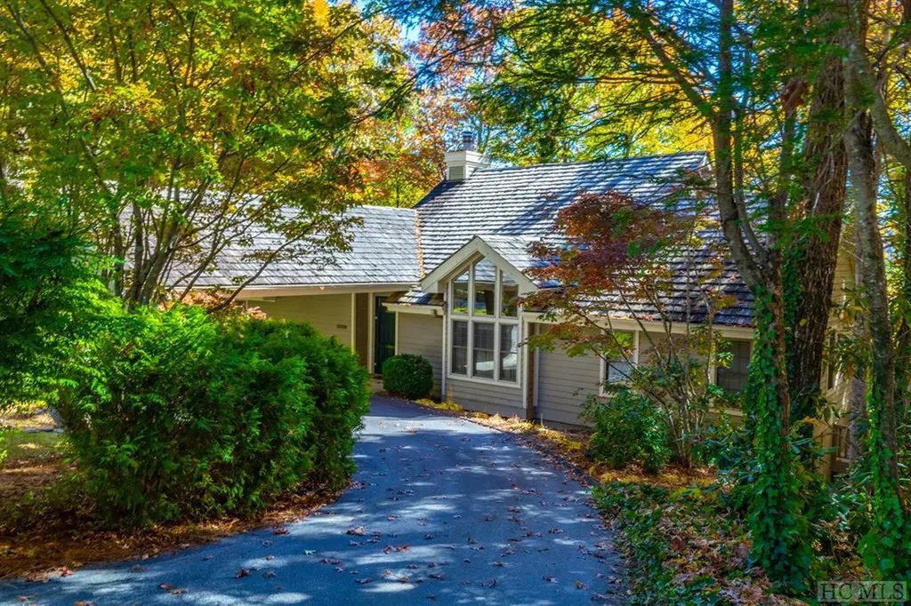 294 Club Colony Lane Lake Toxaway NC 28747