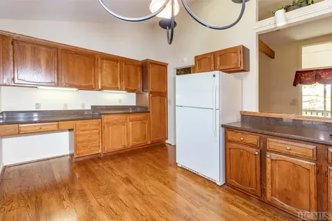 294 Club Colony Lane Lake Toxaway NC 28747