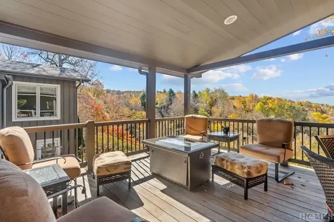 653 Country Club Drive Highlands NC 28741