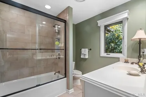 653 Country Club Drive Highlands NC 28741