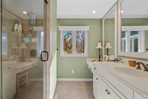653 Country Club Drive Highlands NC 28741