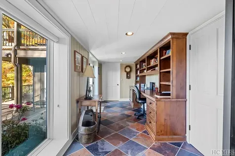 653 Country Club Drive Highlands NC 28741