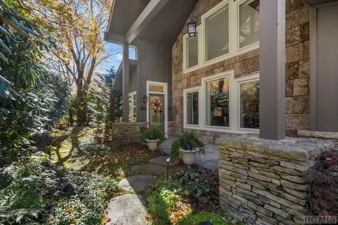 653 Country Club Drive Highlands NC 28741