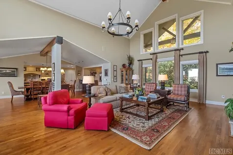 653 Country Club Drive Highlands NC 28741