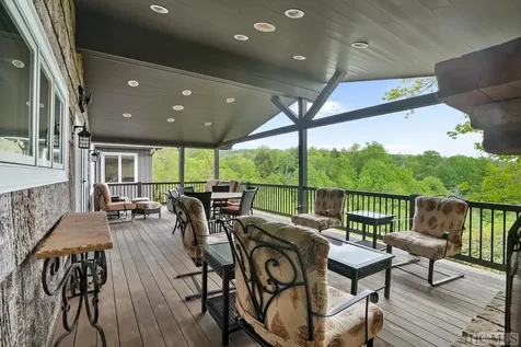 653 Country Club Drive Highlands NC 28741