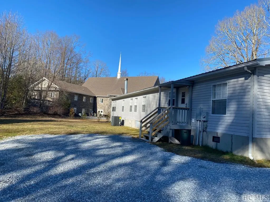 Lake Toxaway NC 28747