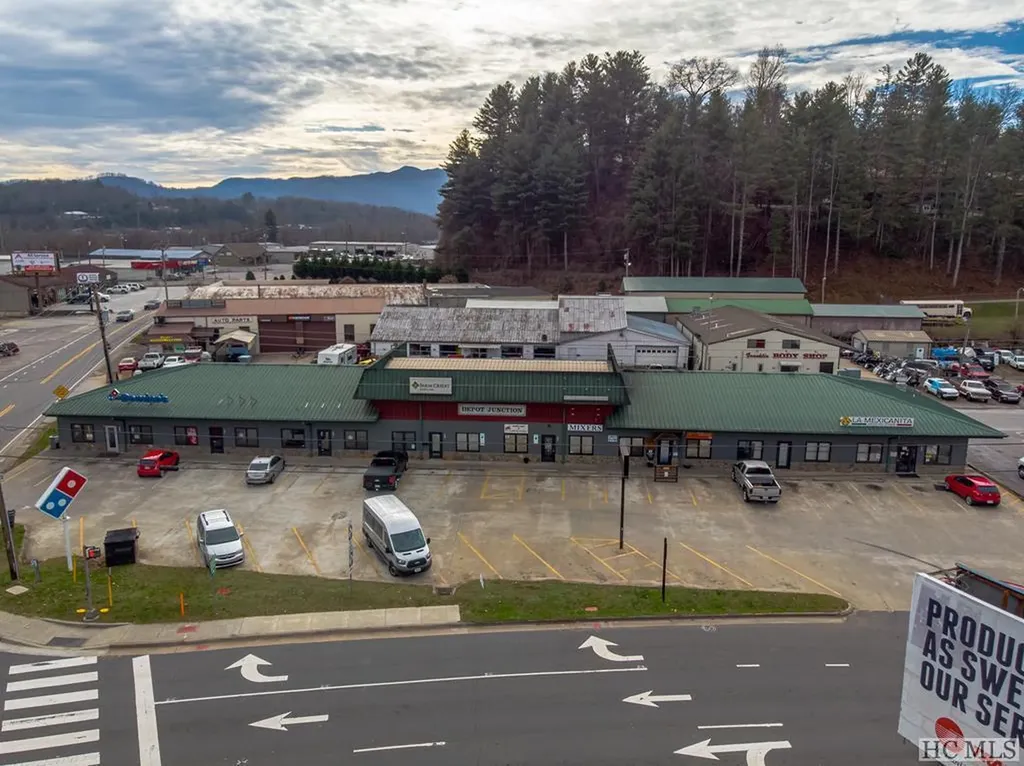 403 E Main Street Franklin NC 28734
