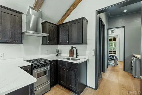 61 Moonstone Loop Highlands NC 28741