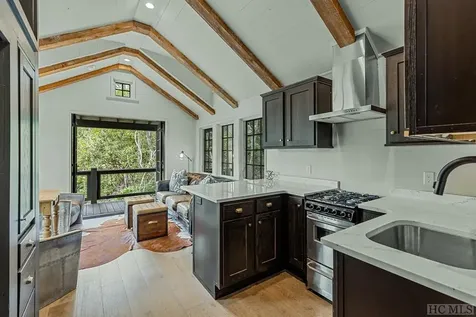 21 Moonstone Loop Highlands NC 28741