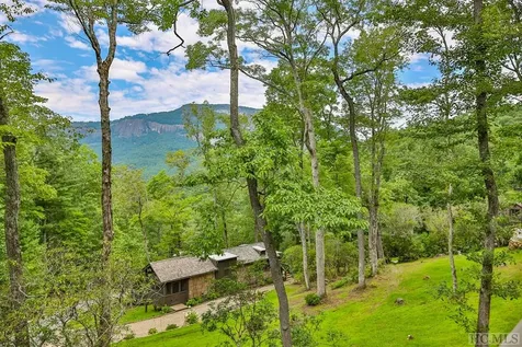 21 Moonstone Loop Highlands NC 28741
