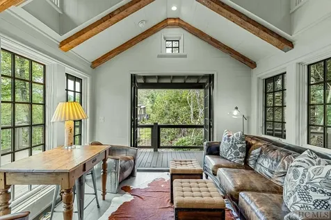 21 Moonstone Loop Highlands NC 28741