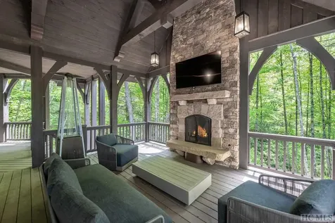 121 Hardy View Lane Cashiers NC 28717