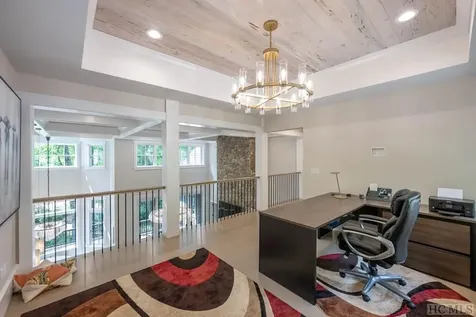 121 Hardy View Lane Cashiers NC 28717