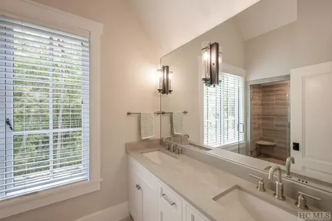 121 Hardy View Lane Cashiers NC 28717