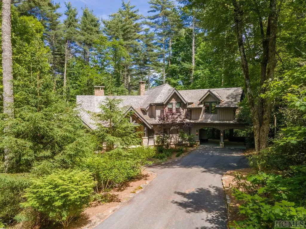 288 Cherokee Views Cashiers NC 28717