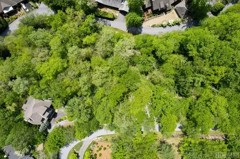 Lot 7 New Trillium Way Cashiers NC 28717