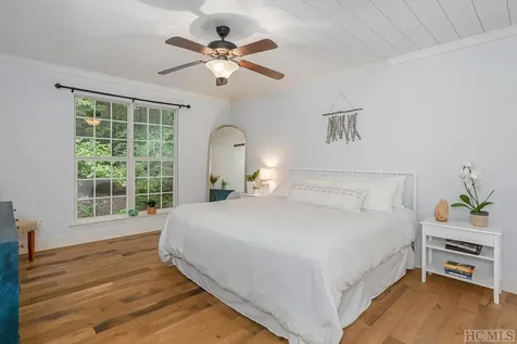 619 Holly Road Sapphire NC 28774