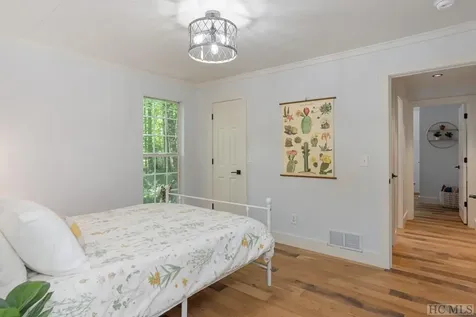 619 Holly Road Sapphire NC 28774